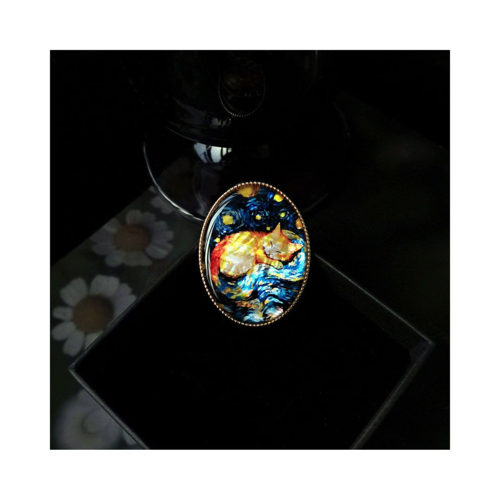 Jinherit custom brooch from photo featuring a cat with mother-of-pearl inlay, vintage oval frame, and wearable art detail.