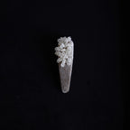Jinherit Frosted Bloom grey velvet Snap Clip detail, featuring ivory hand-beaded floral texture, pearl-like glass bead shimmer, and a refined elongated hair clip silhouette.