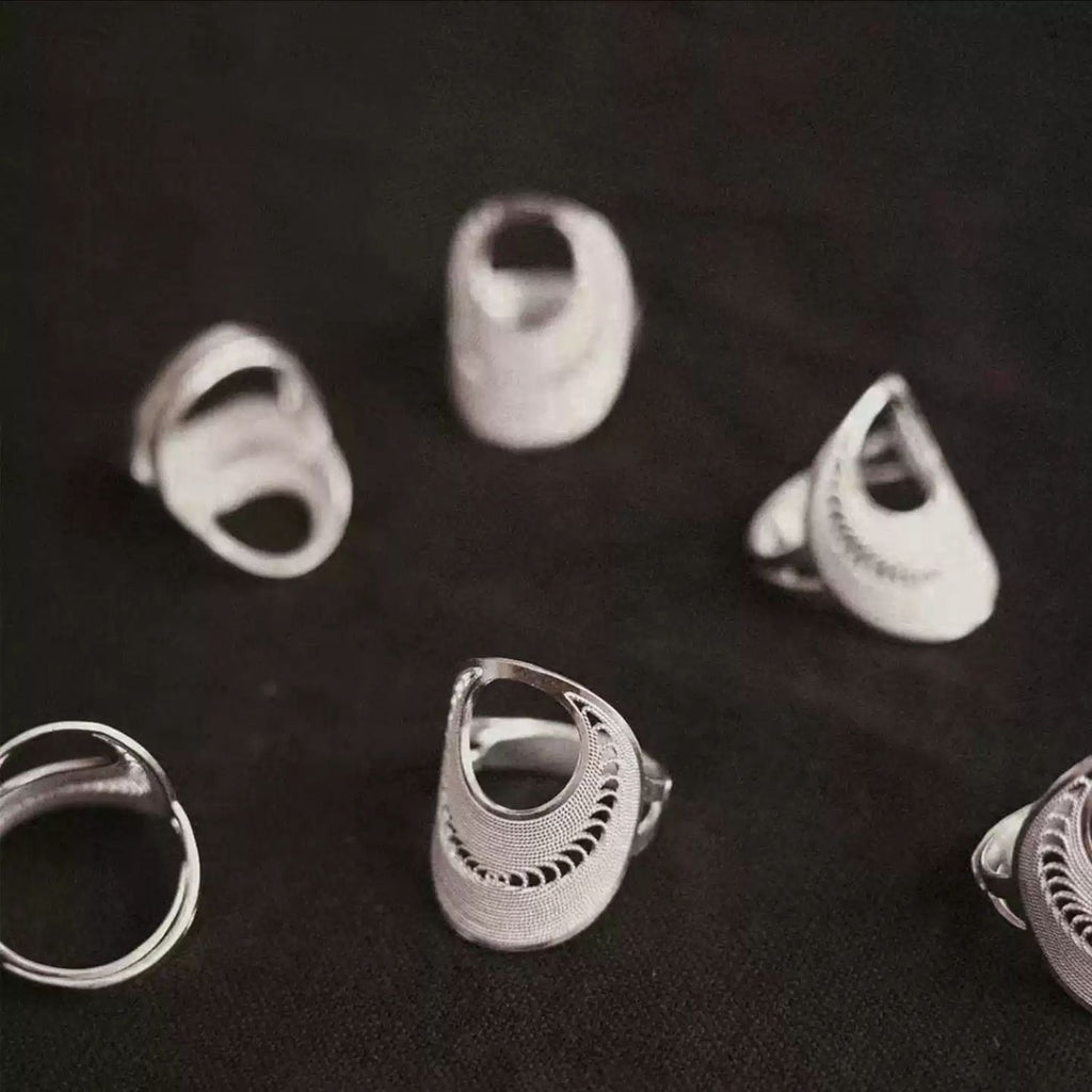 Jinherit Moon Phases fine silver filigree open ring product detail, highlighting the lace-like silverwork, rounded moon phase motif, and hand-finished texture.